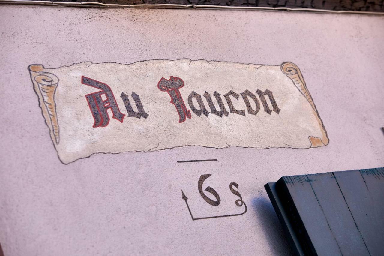 Historisches Gaestehaus Au Faucon Von 1535 Wissembourg Esterno foto