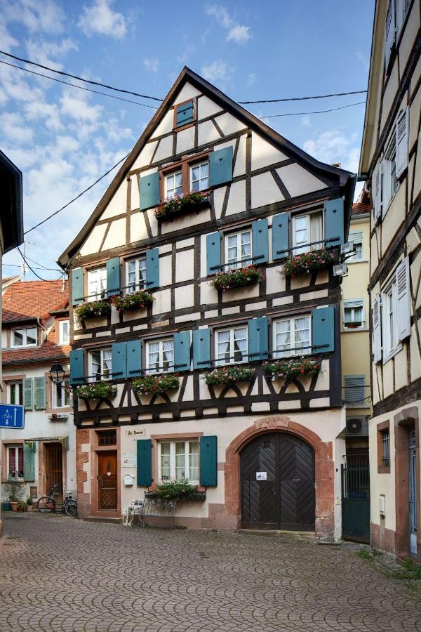 Historisches Gaestehaus Au Faucon Von 1535 Wissembourg Esterno foto